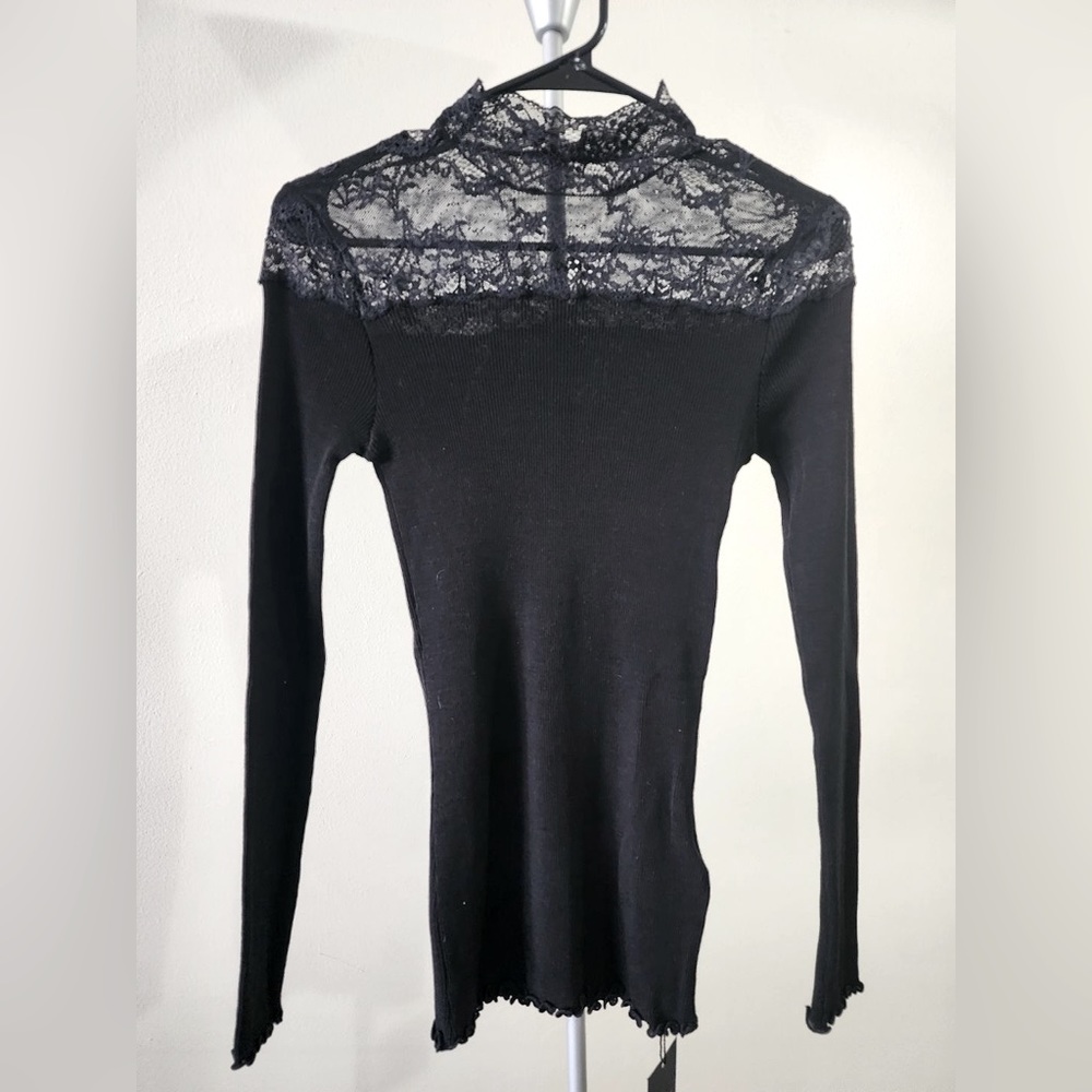 Fitted Black Lace Top